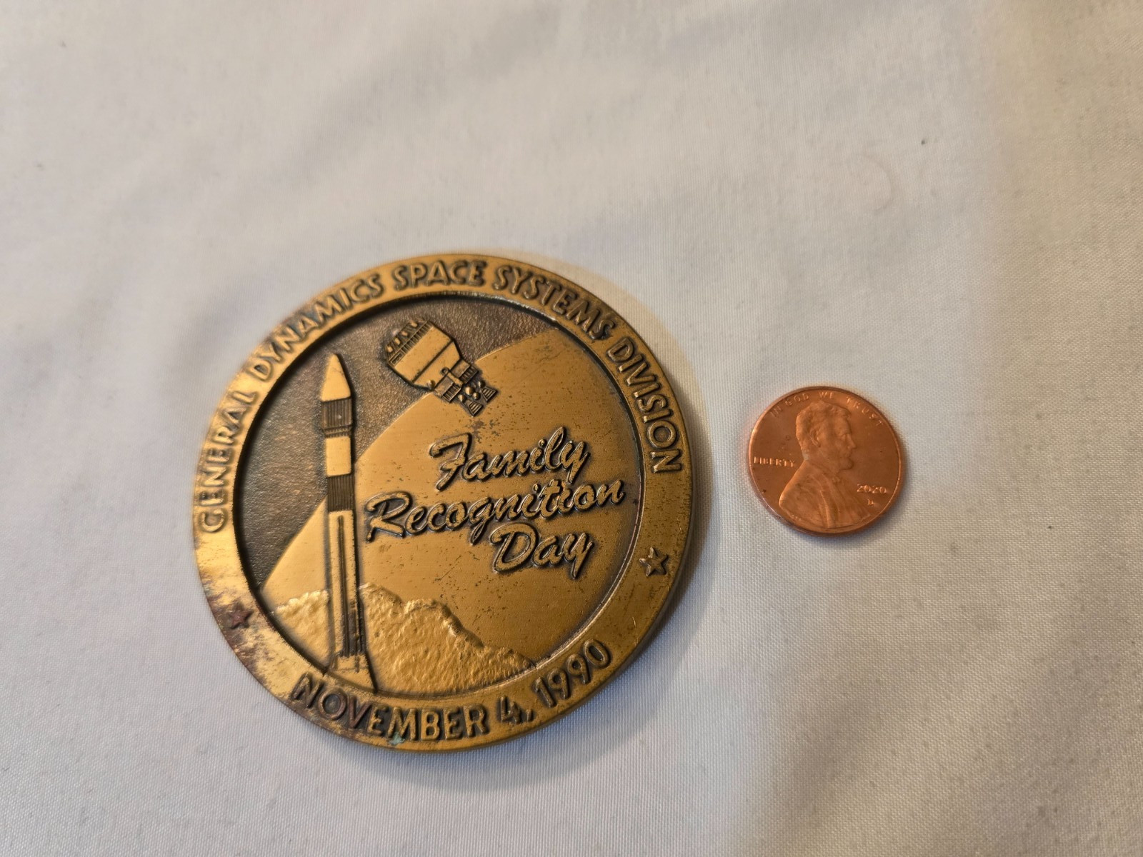 General Dynamics Space Systems Division 1990 Challenge Coin Medallion