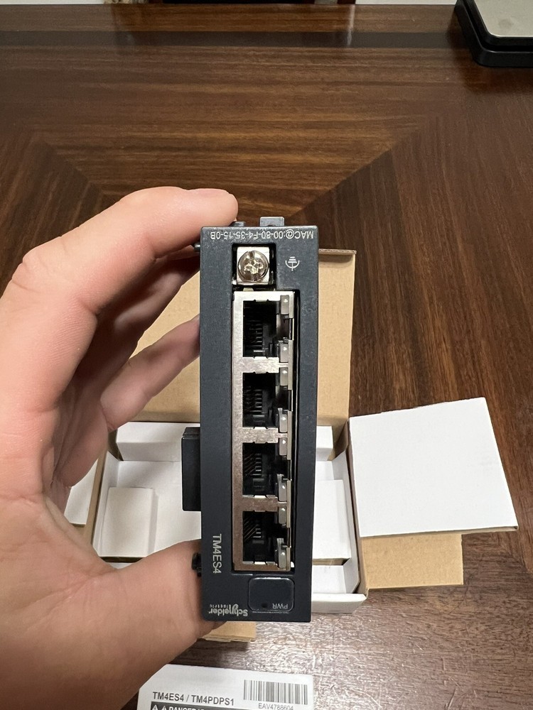 Brand New Schneider Electric TM4ES4 Modicon TM4 Ethernet Network Module