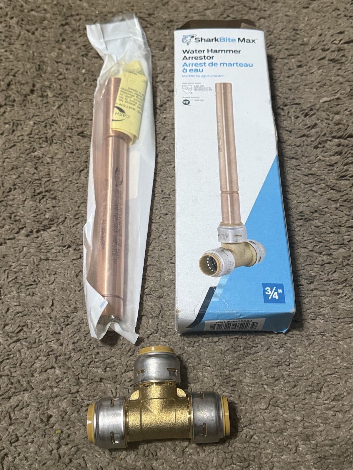 Sharkbite Max 3/4 in. Push-to-Connect Brass Water Hammer Arrestor Tee NEW