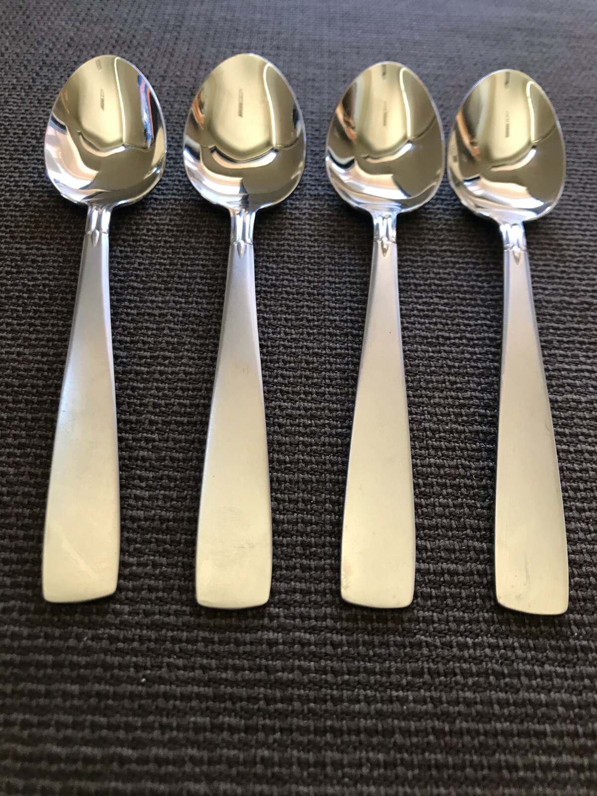 Oneida SATIN ACCENT Stainless Flatware 4 teaspoons 6"  USA Close to Excellent