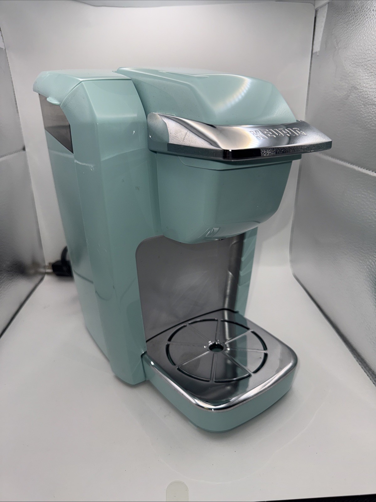 Keurig Coffee Maker Model K10 Aqua Color Single Cup TESTED