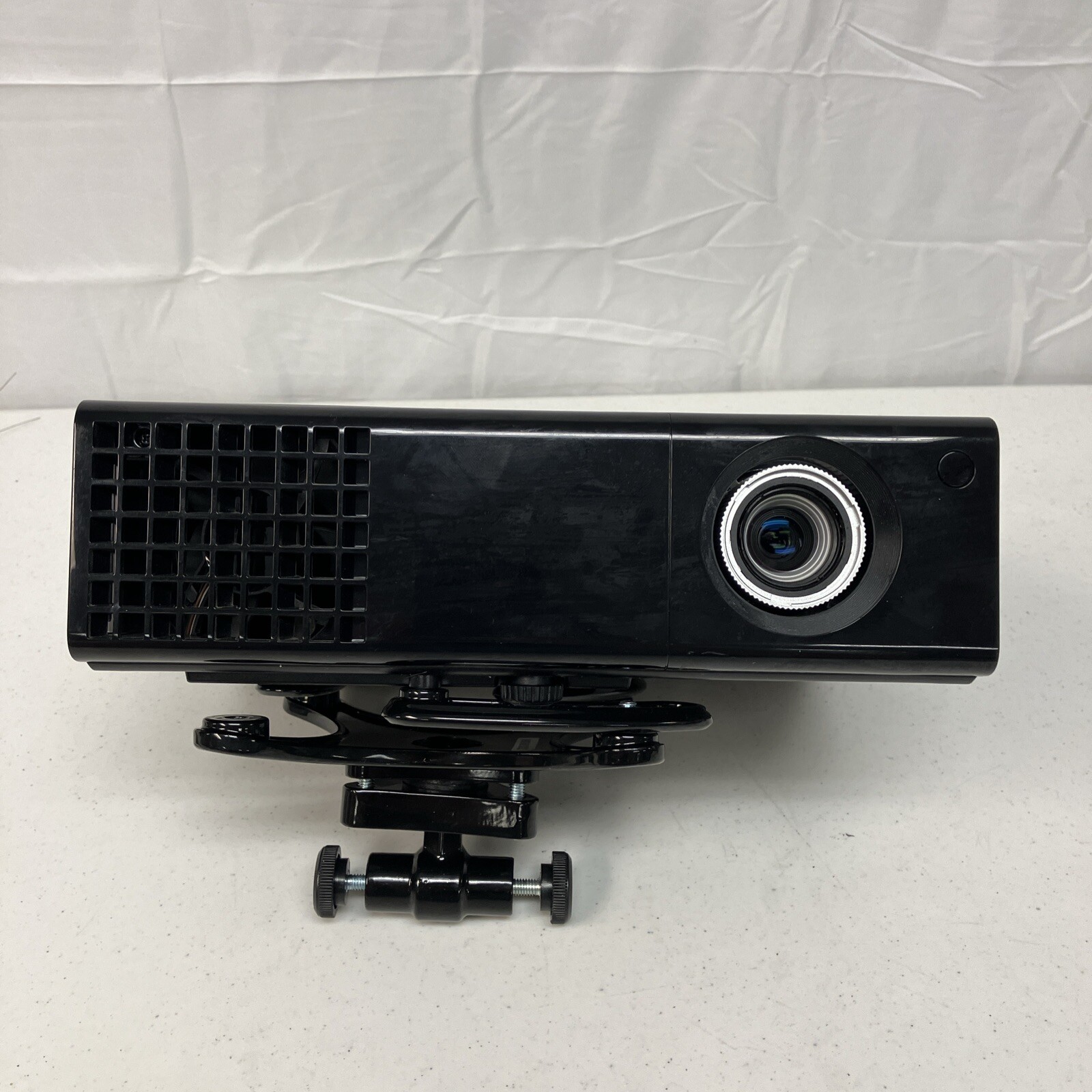 Acer QNX0902 X1230PS DLP Projector 3D Ready To Be Mounted Conference Room