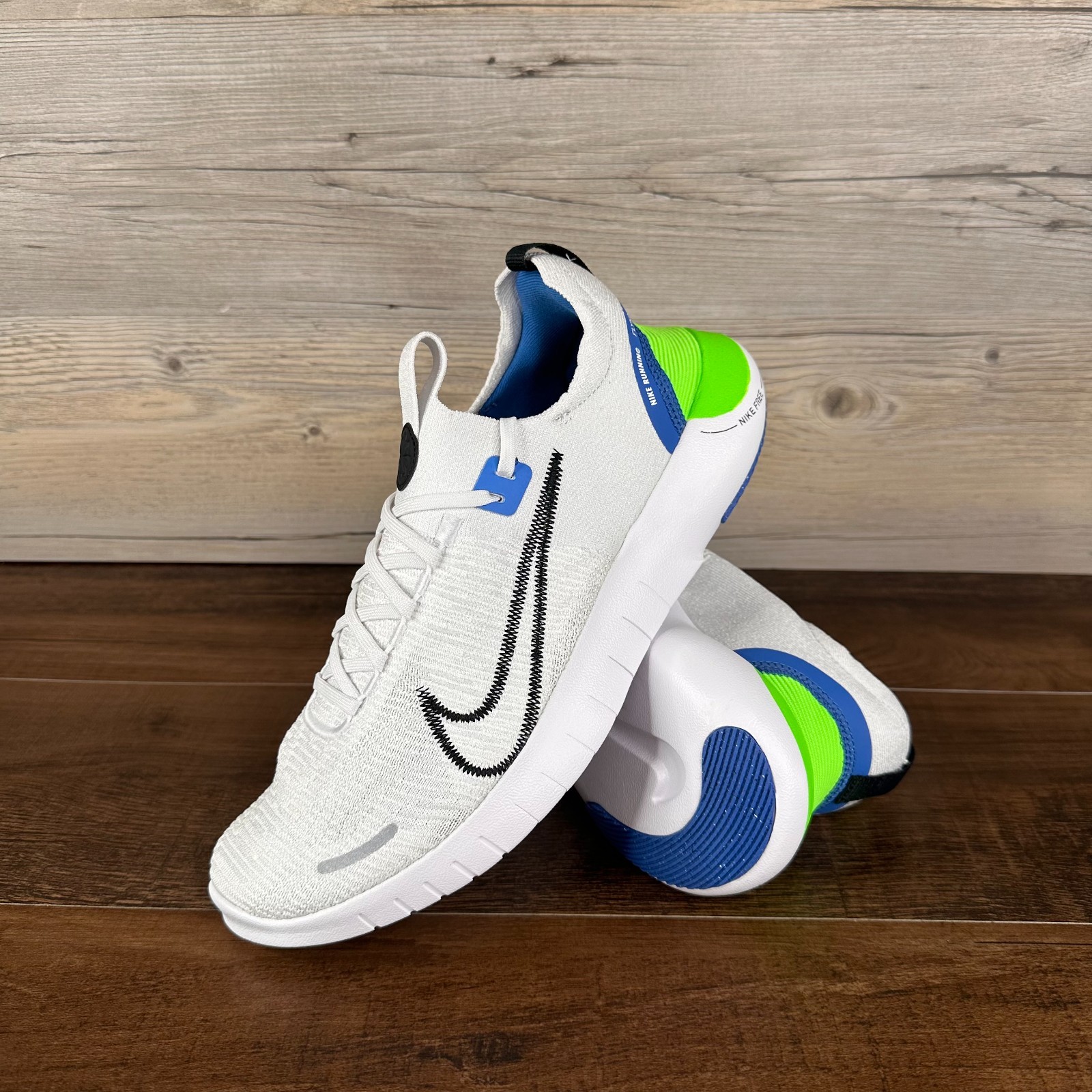 Nike Free Run NN Mensz Size 10 White Green Blue FB1276 104