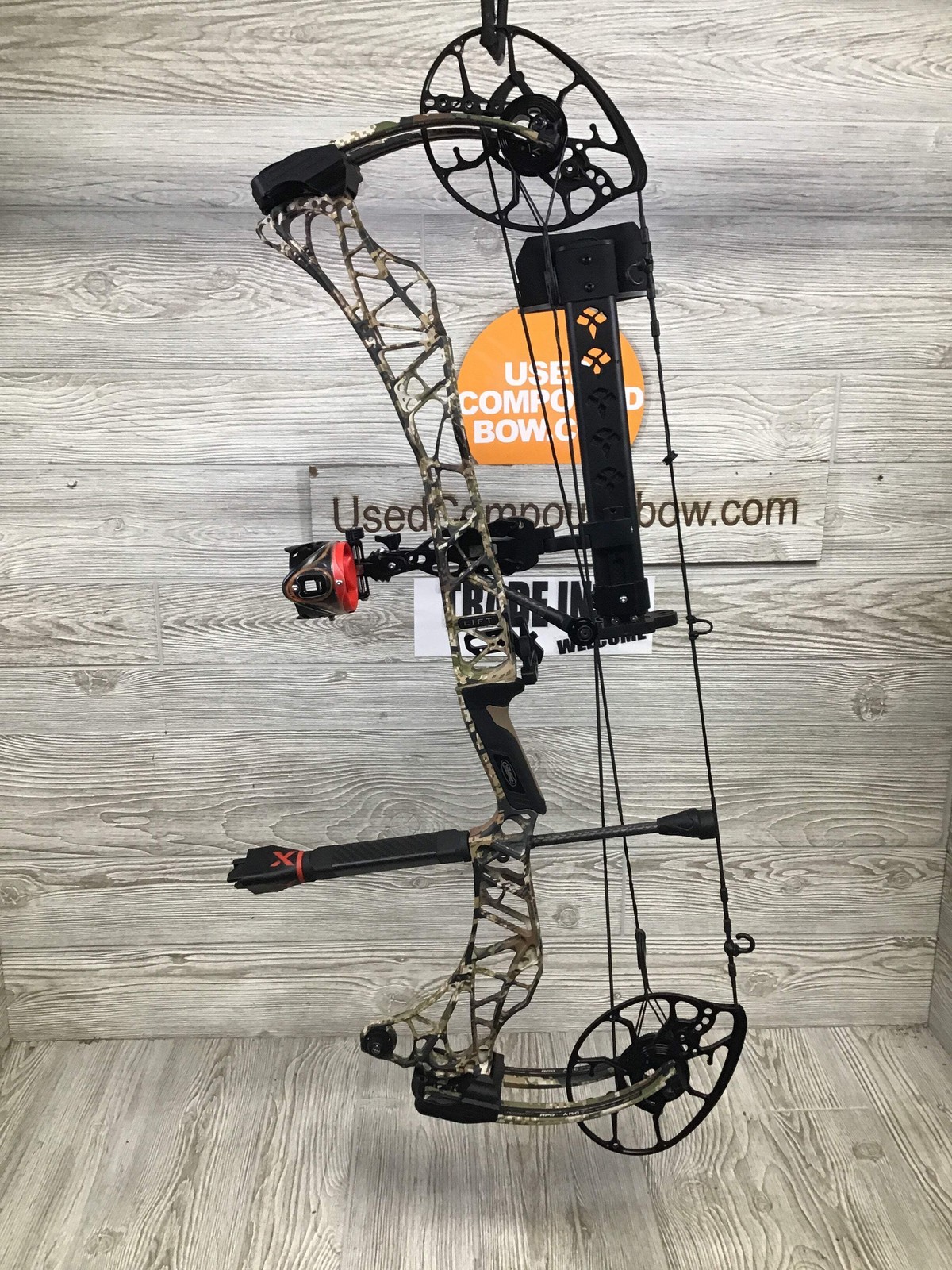 Used Mathews Lift X 29.5 Right Hand 28.5"/70# Sitka Subalpine Package