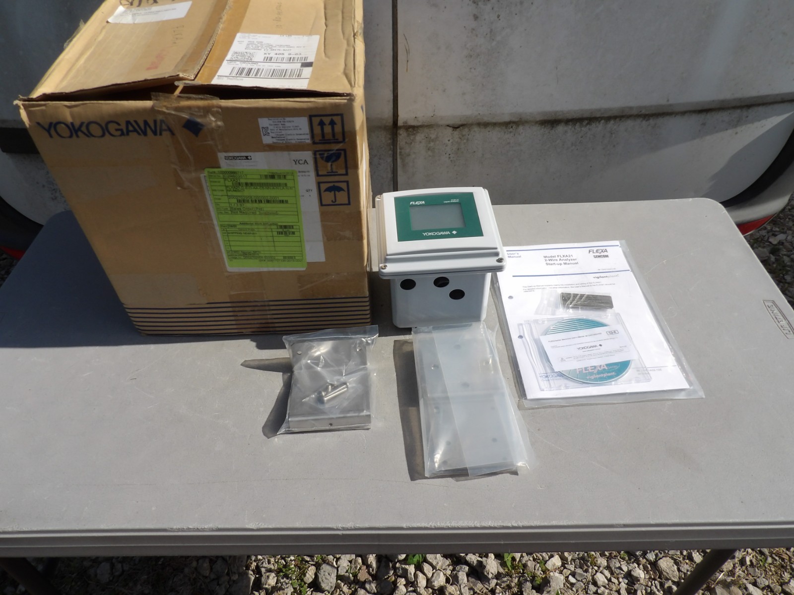 NEW Yokogawa 2-Wire Analyzer FLXA21