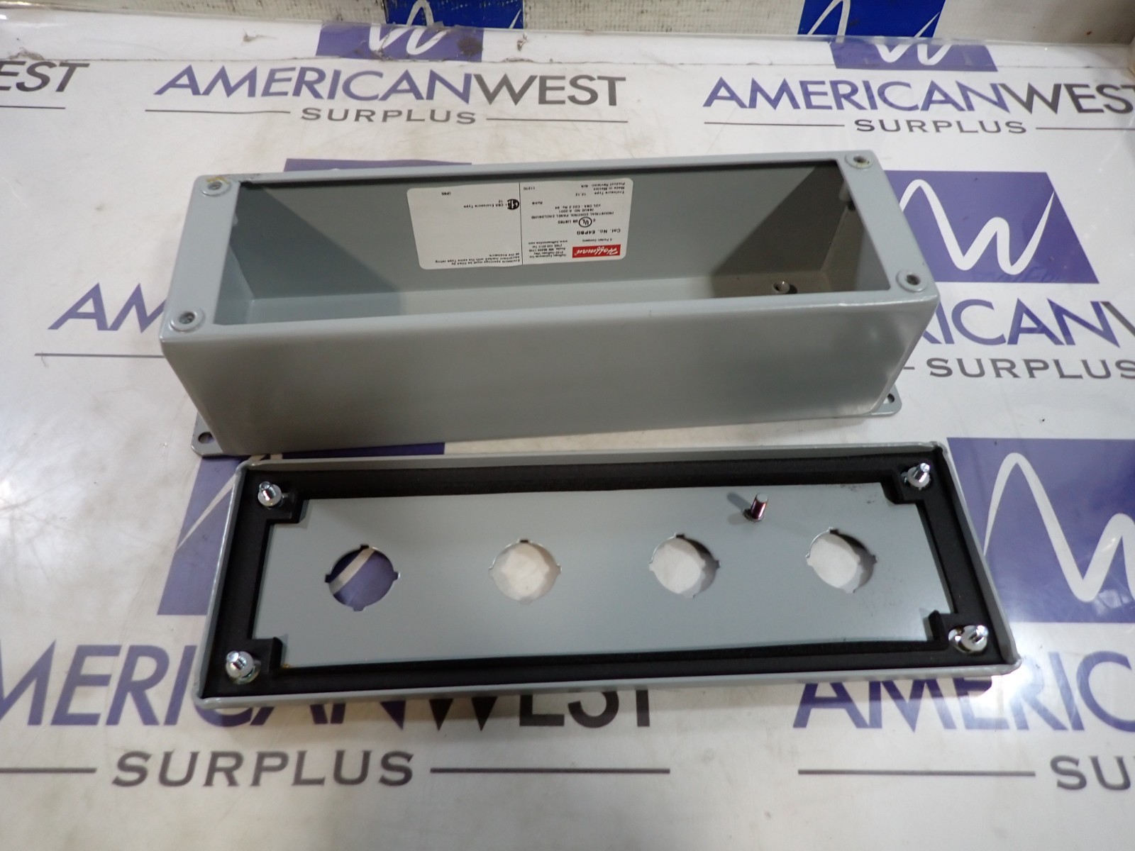 New Surplus Hoffmann E4PBG 4 Hole Pushbutton Enclosure Nema 12