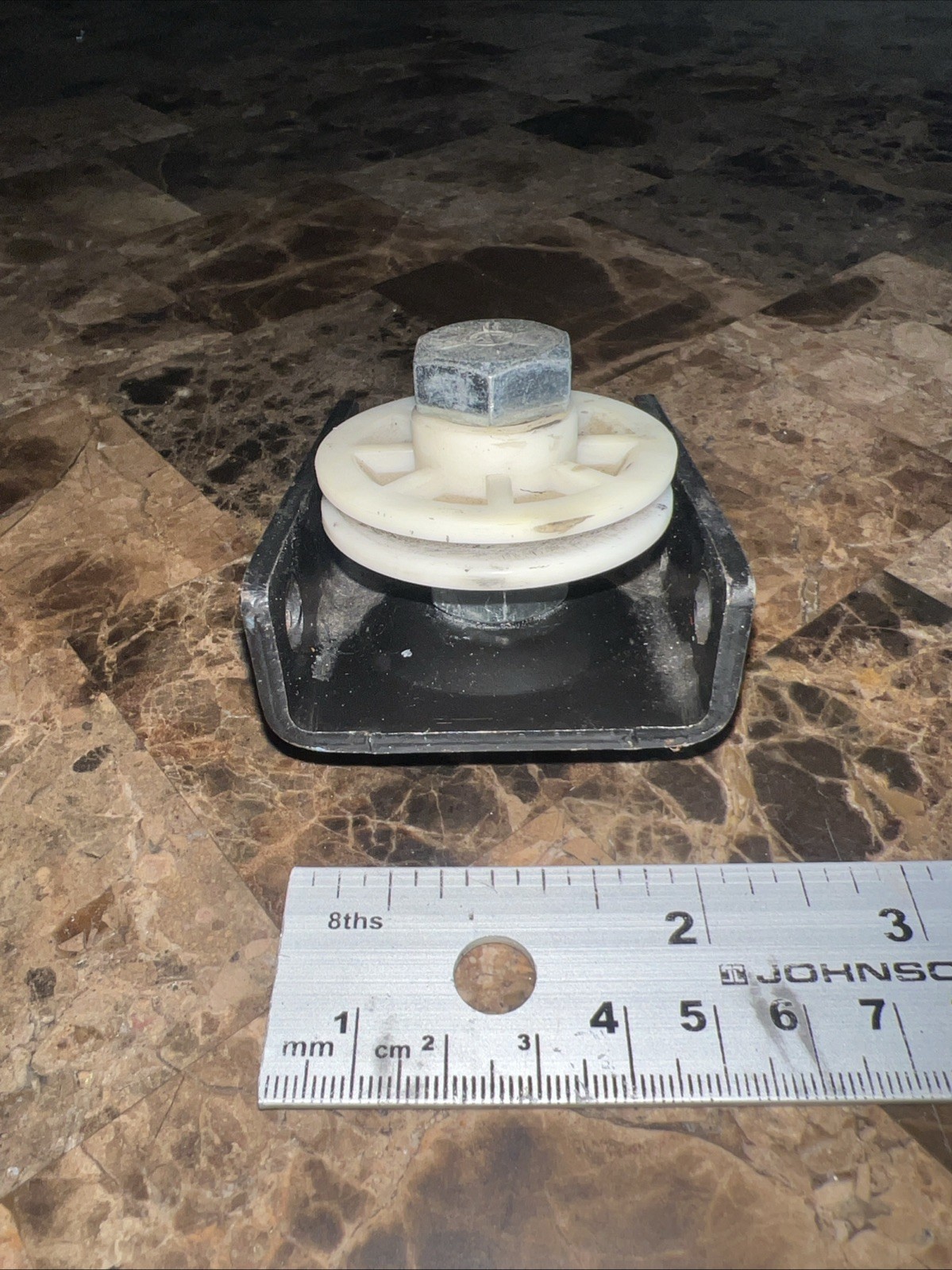 Liftmaster, Craftsman, chamberlain, OEM FRONT BELT PULLEY BRACKET