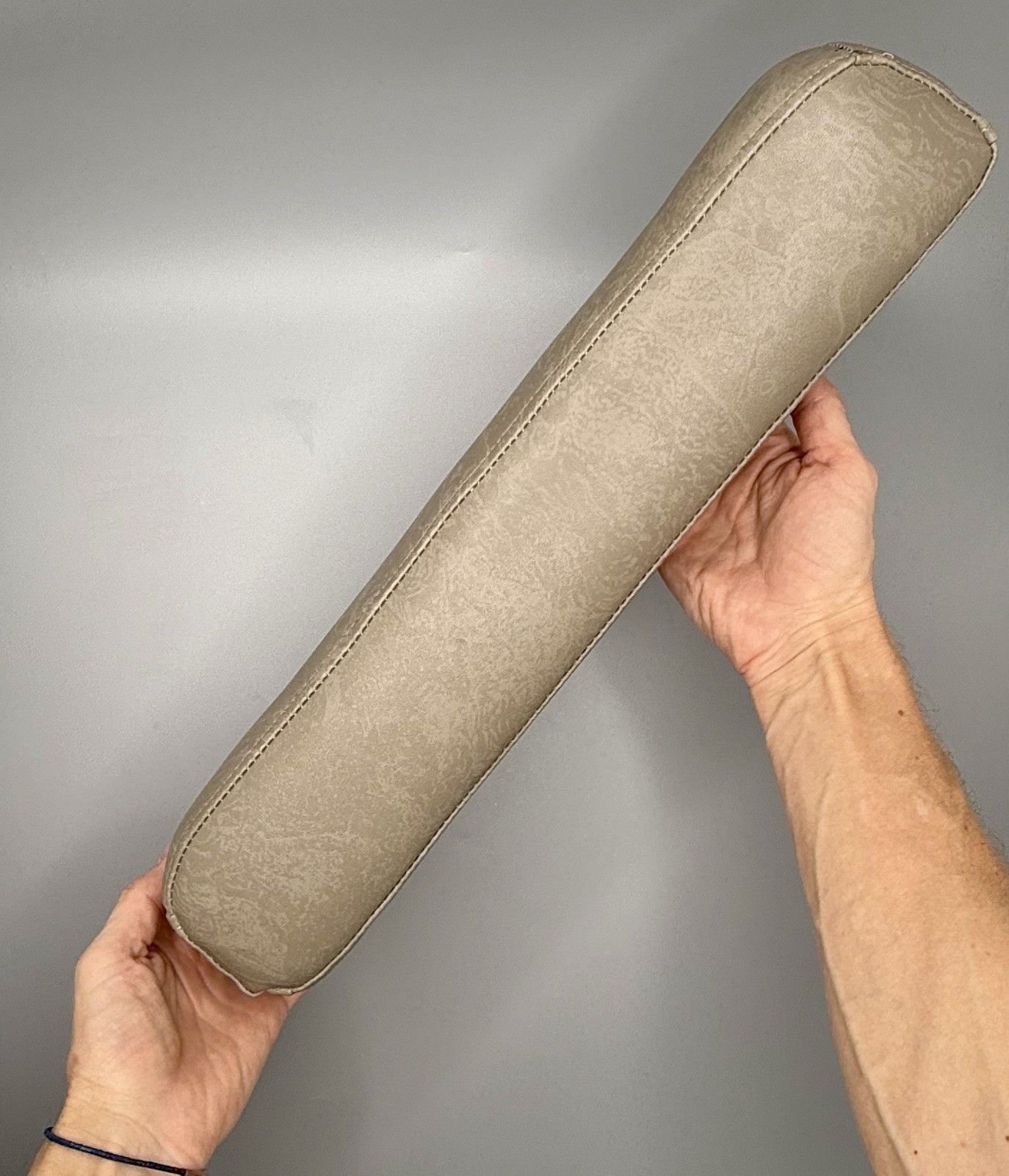 ⭕️ MIDMARK RITTER EVOLUTION 75 119 EXAM TABLE LEG REST CUSHION PAD BEIGE OEM