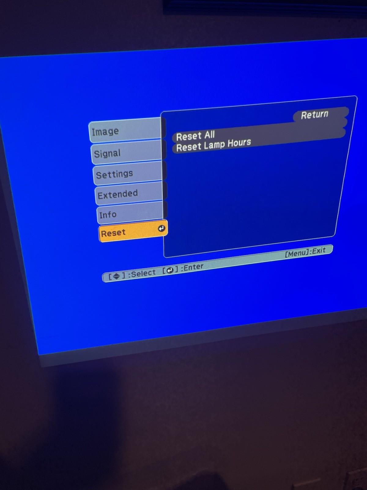 Epson PowerLite S11 Projector With Extras TESTED With Remote And Extras As Shown