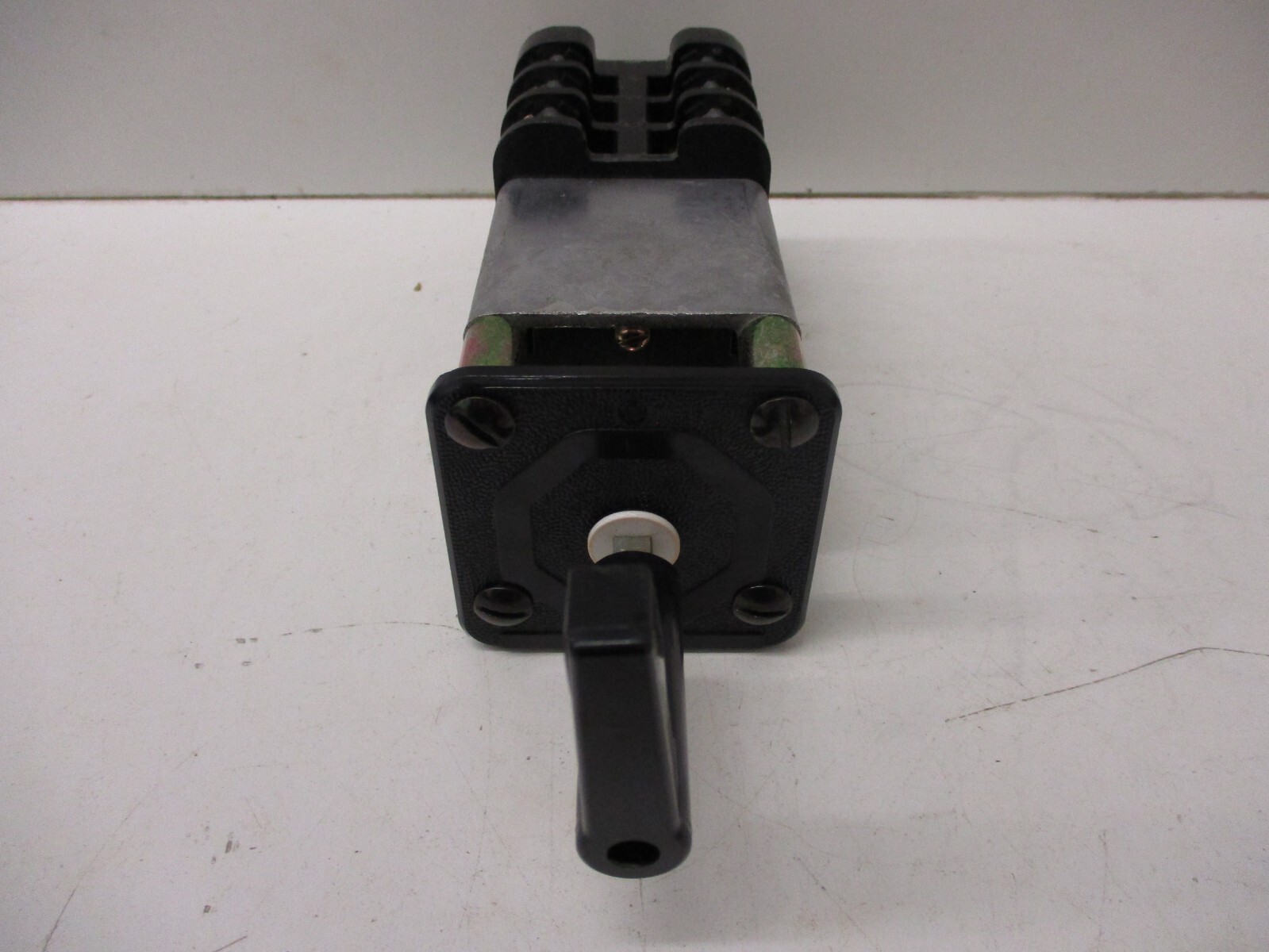 *NEW* GE GENERAL ELECTRIC 10SP1024 SWITCH TYPE SBM