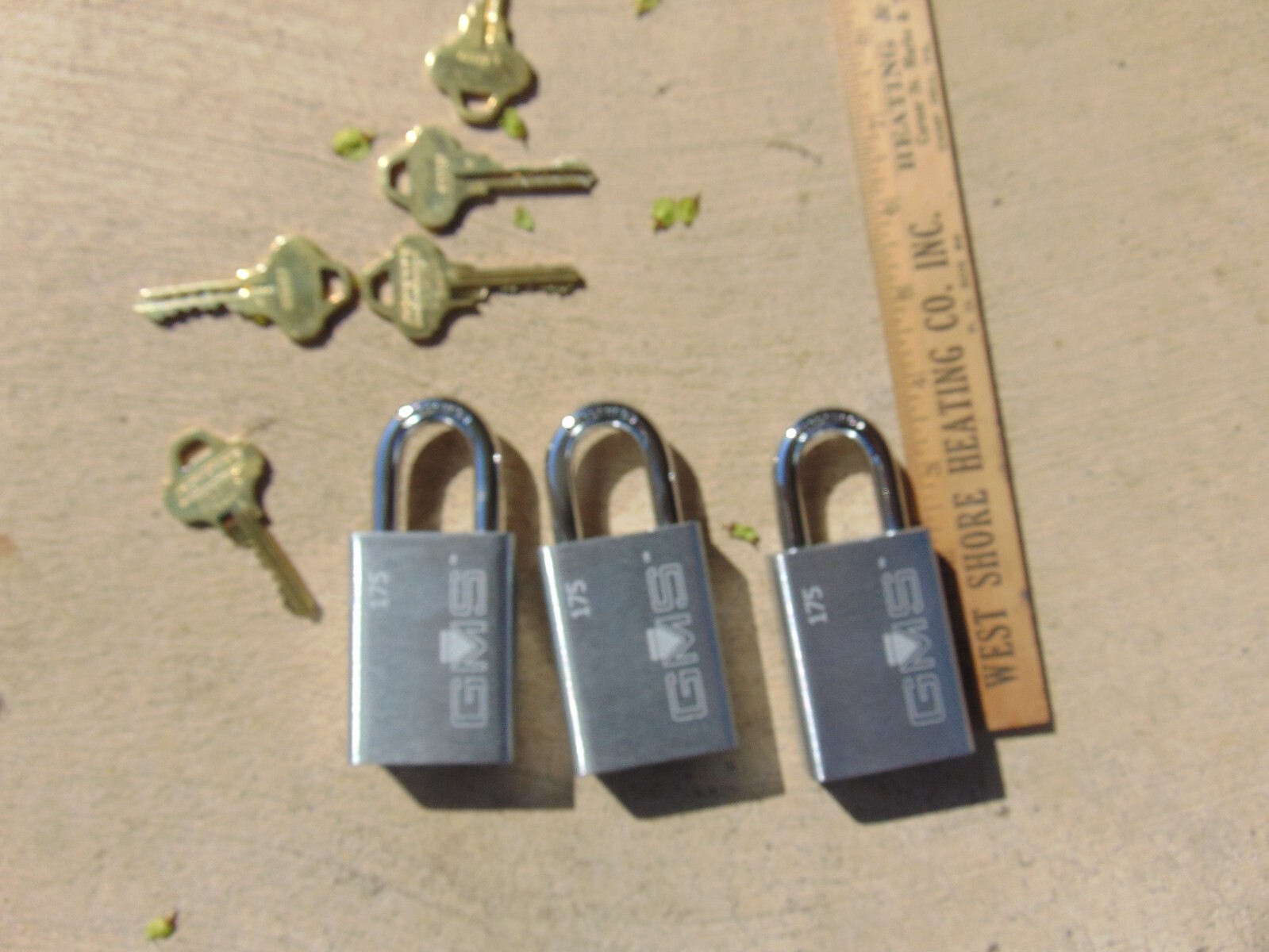 3 NEW GMS PADLOCK WITH SCHLAGE PRIM AND 5 C135 PRIM KEYS LOCKSMITH