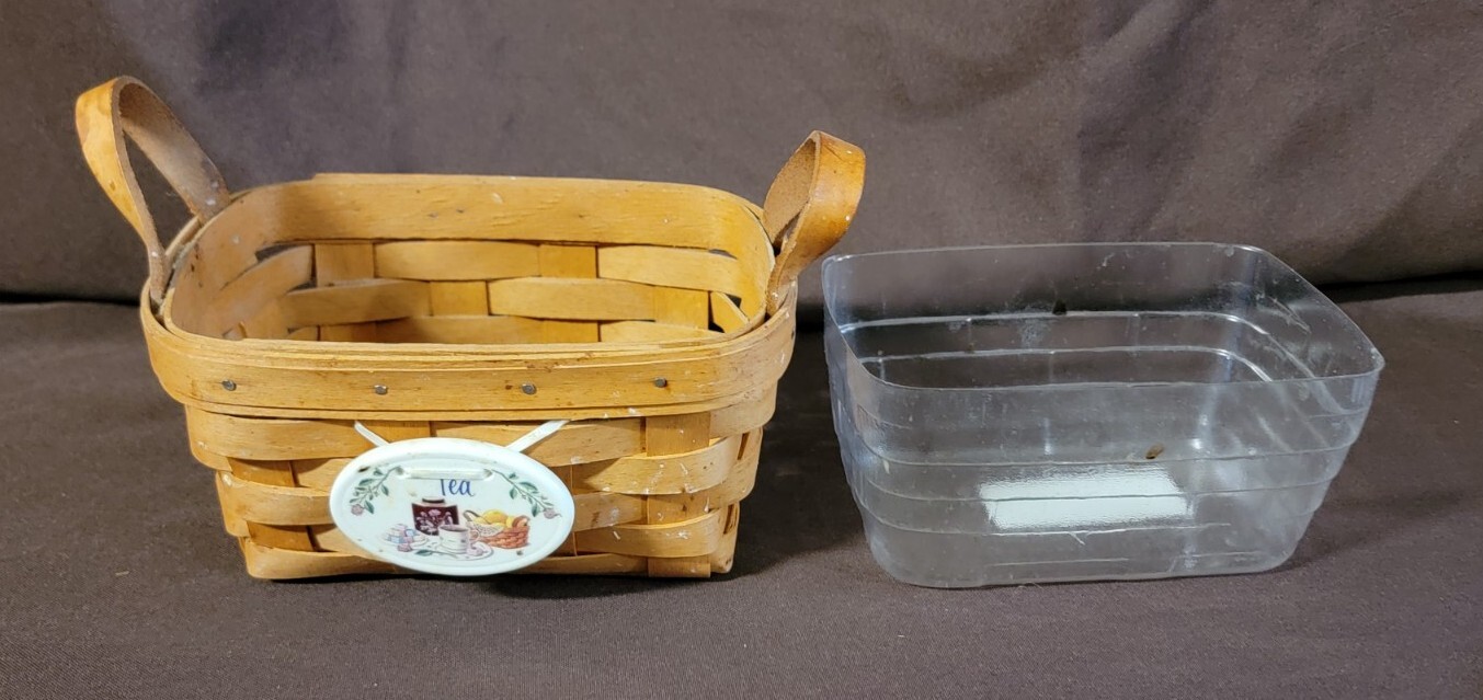 Longaberger Basket Small Tea / Key 1994 W/ Leather Handles