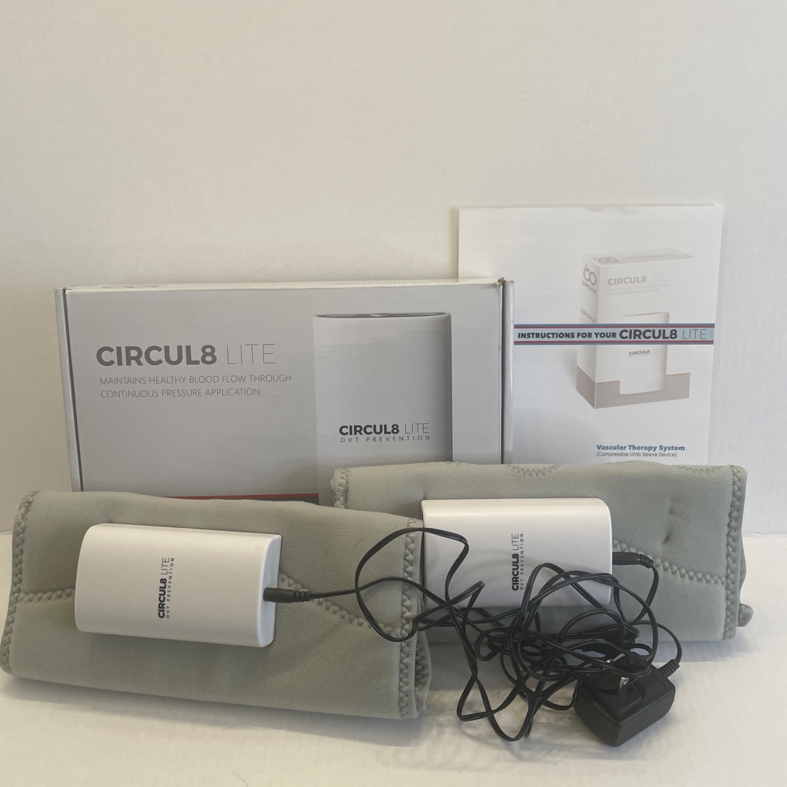 Circul8 Lite DVT Prevention Vascular Therapy System Portable Rechargeable Tested