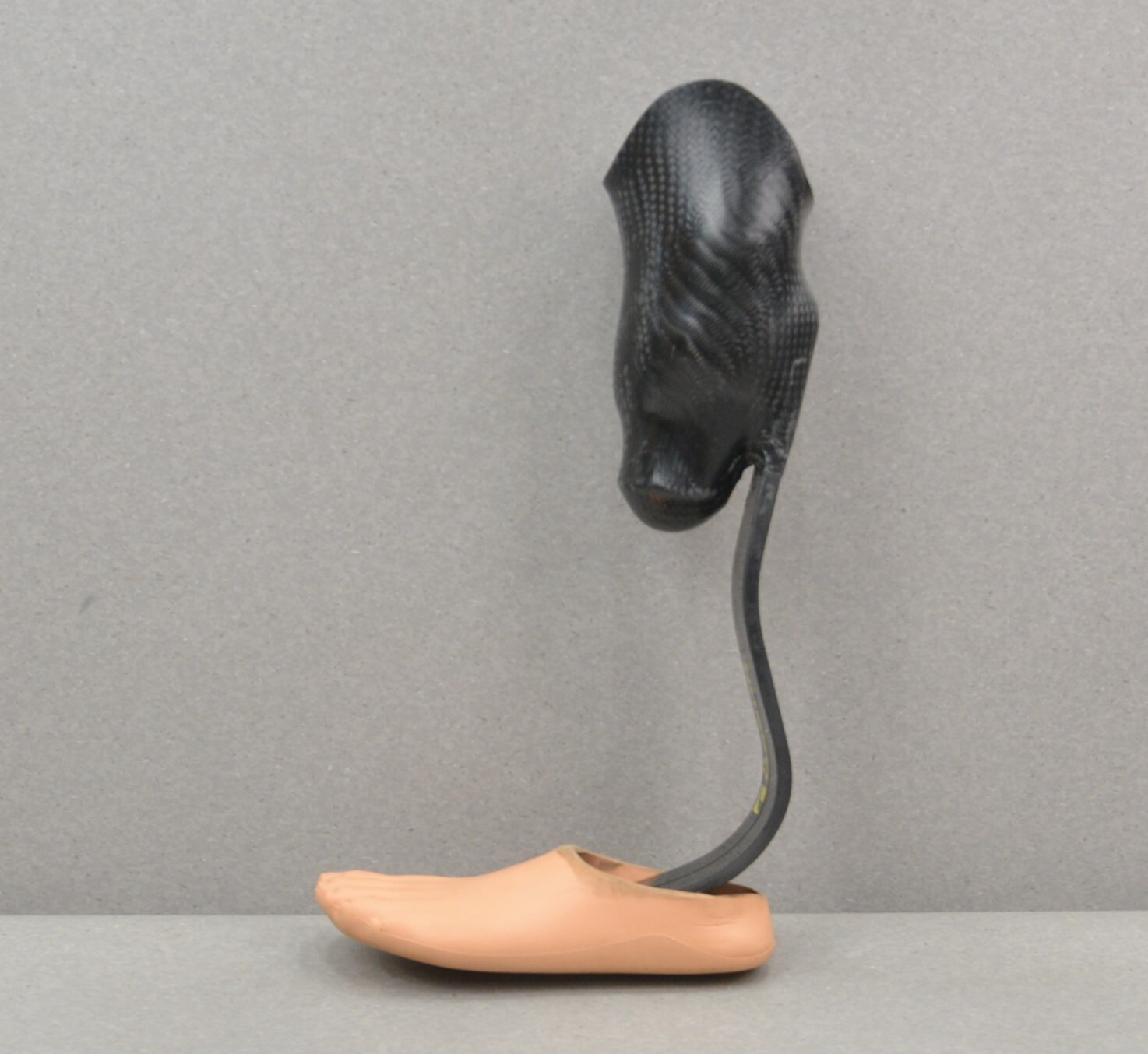 Ossur Cheetah Xplore High Performance Prosthetic Foot Left Size 27 W/ Socket