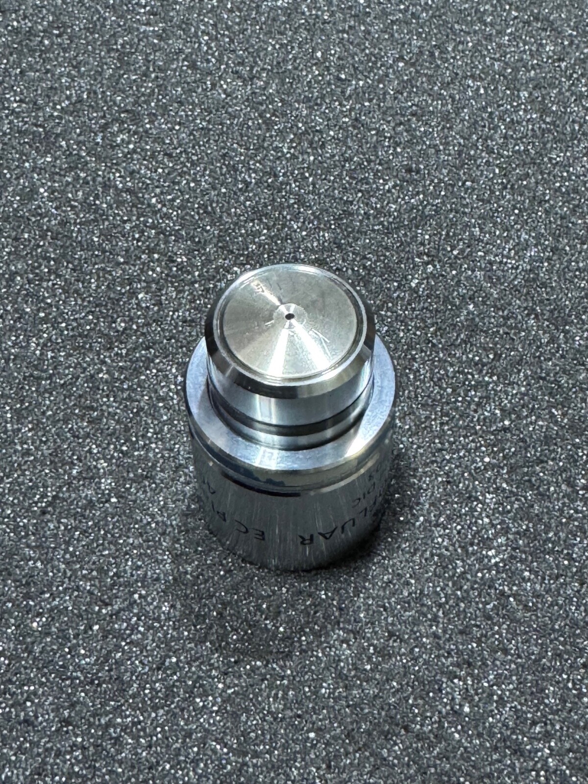 Zeiss EC Plan-Neofluar 40x/1.30 , Oil DIC ,  ∞/0.17 ,  Objective  440452-9903