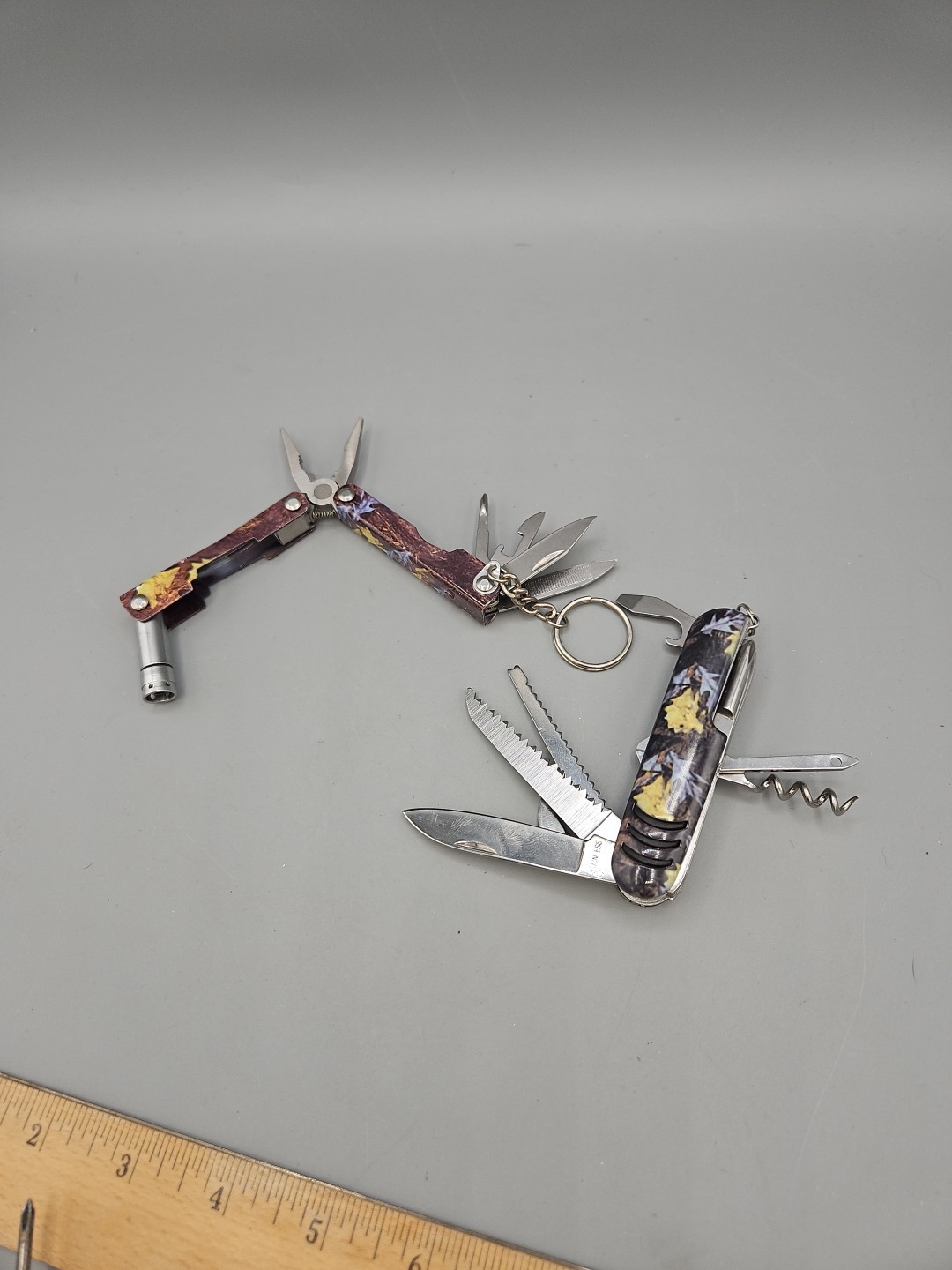 2 Pocket Knives  Multi-Tools New Lot Of 2 Camo Camouflage