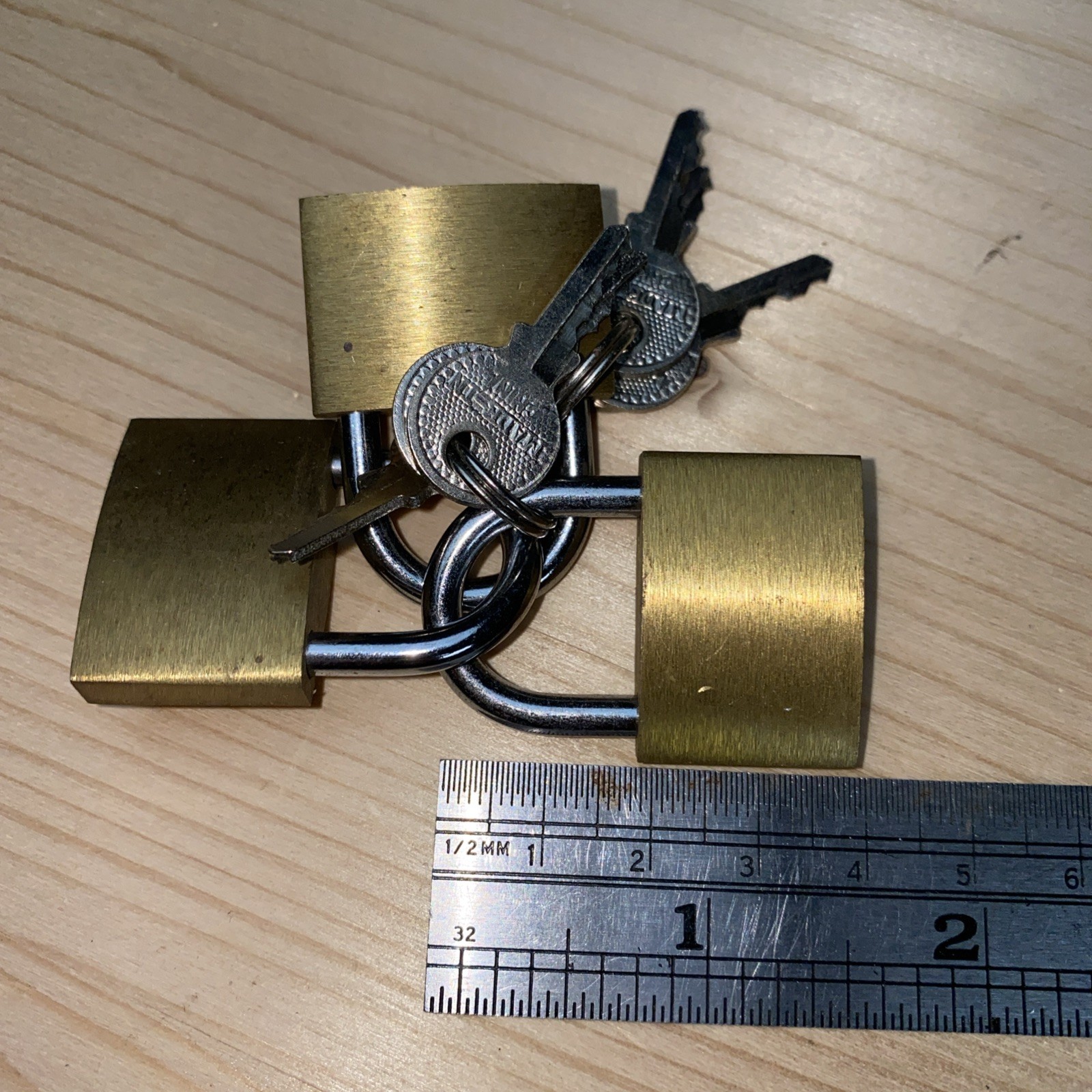 MasterLock (2” tall) & 3 small locks w keys. Travel. Suitcase? Silver Padlocks