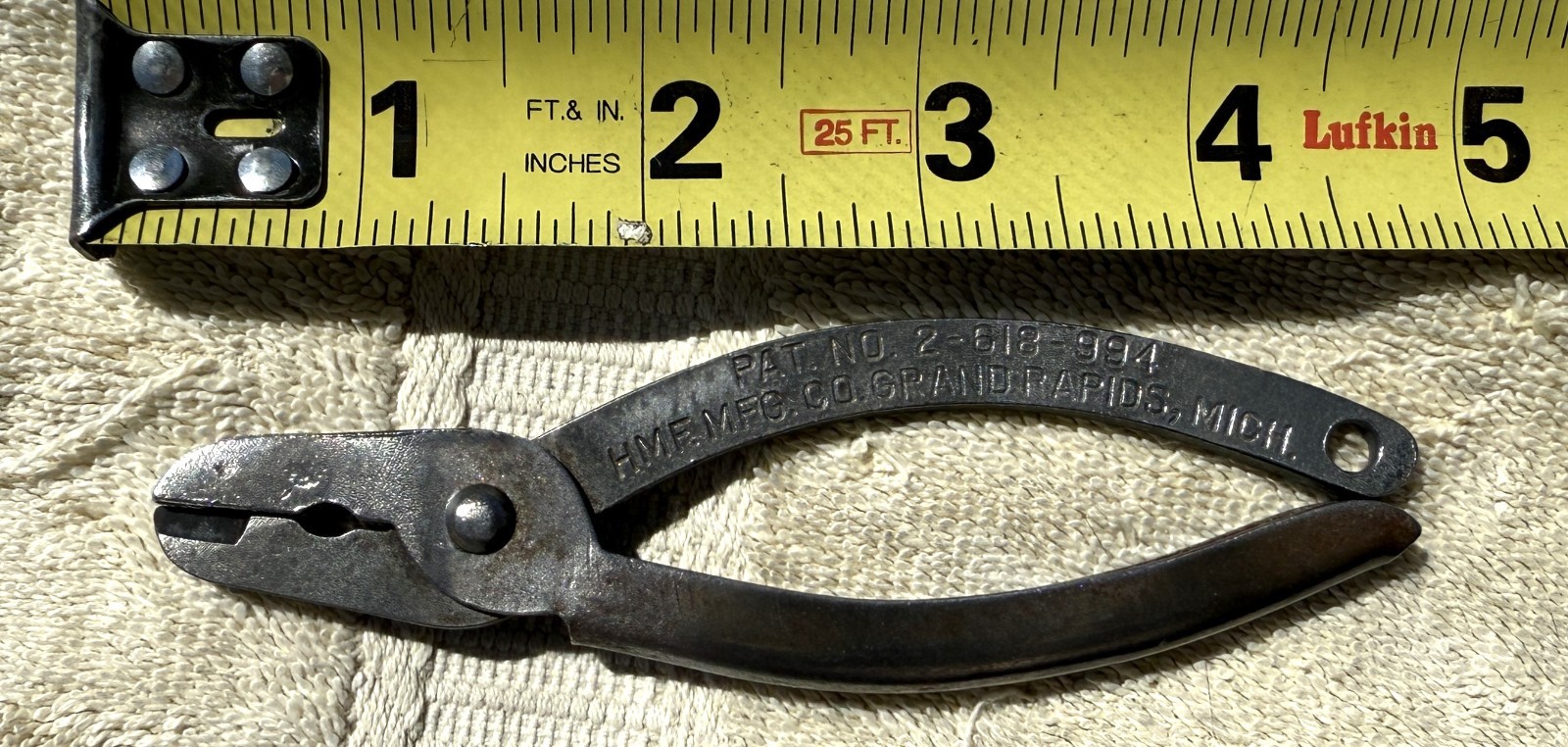 VNTAGE HMF MFG CO PLIERS - PAT NO. 2-618-994