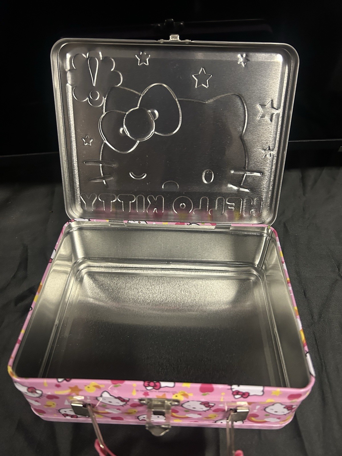 Hello Kitty “Exclamation “ Tin Box Sanrio 2014