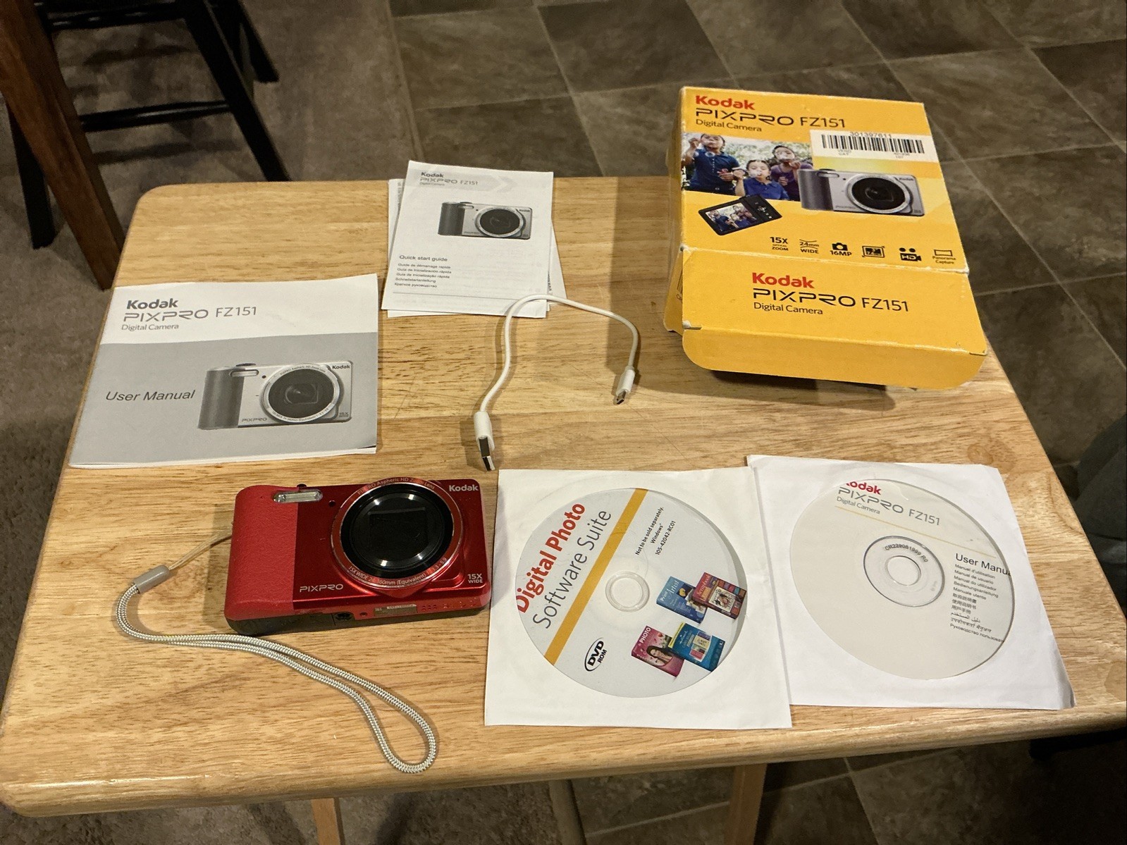 Kodak PixPro FZ151 Digital Camera 16MP 15x Zoom w/Box & Papers & Software Works