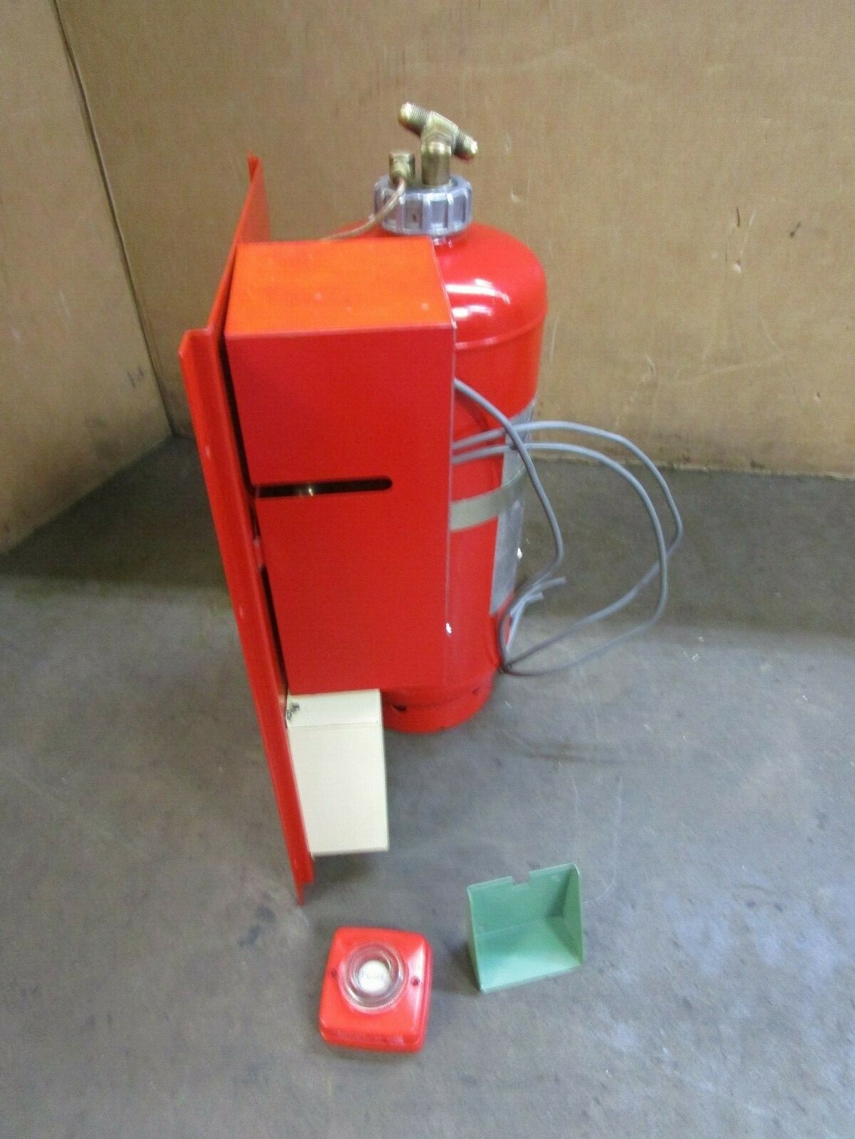MIYATA CSA-6 6L AUTOMATIC FIRE EXTINGUISHER FOR ELECTRIC DISCHARGE MACHINE