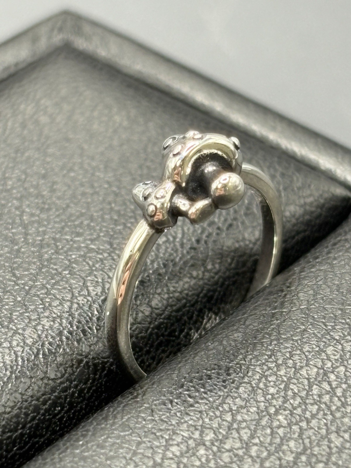 New Condition Sterling Silver Mushroom Toe Ring 925 B19