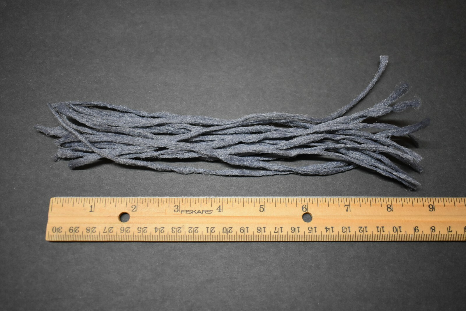15 DARK GRAY GREY Polypropylene Polypro Poly  Yarn / Parachute Posts Fly Tying