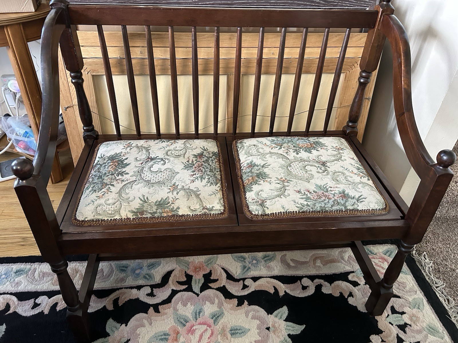 Vintage Slat Spindle Back Mahogany Wood Settee Sofa Upholstered Love Seat Bench