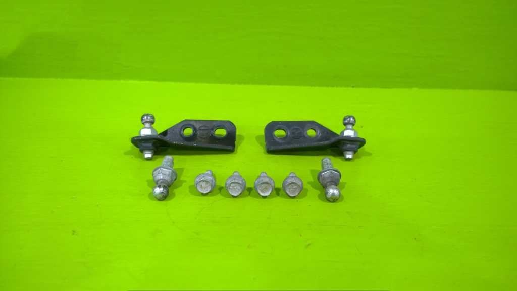 06 07 08 09 PONTIAC TORRENT 3.4L AT HATCH LIFTGATE SHOCK MOUNT BOLTS 2281-28