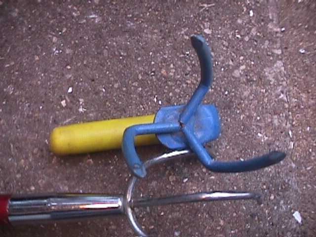 MINI HAND GARDEN GLAW and TRUE TEMPER HAND RAKE