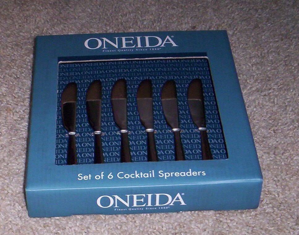 Oneida Nocha  Cocktail SPREADERS, Set Of 6