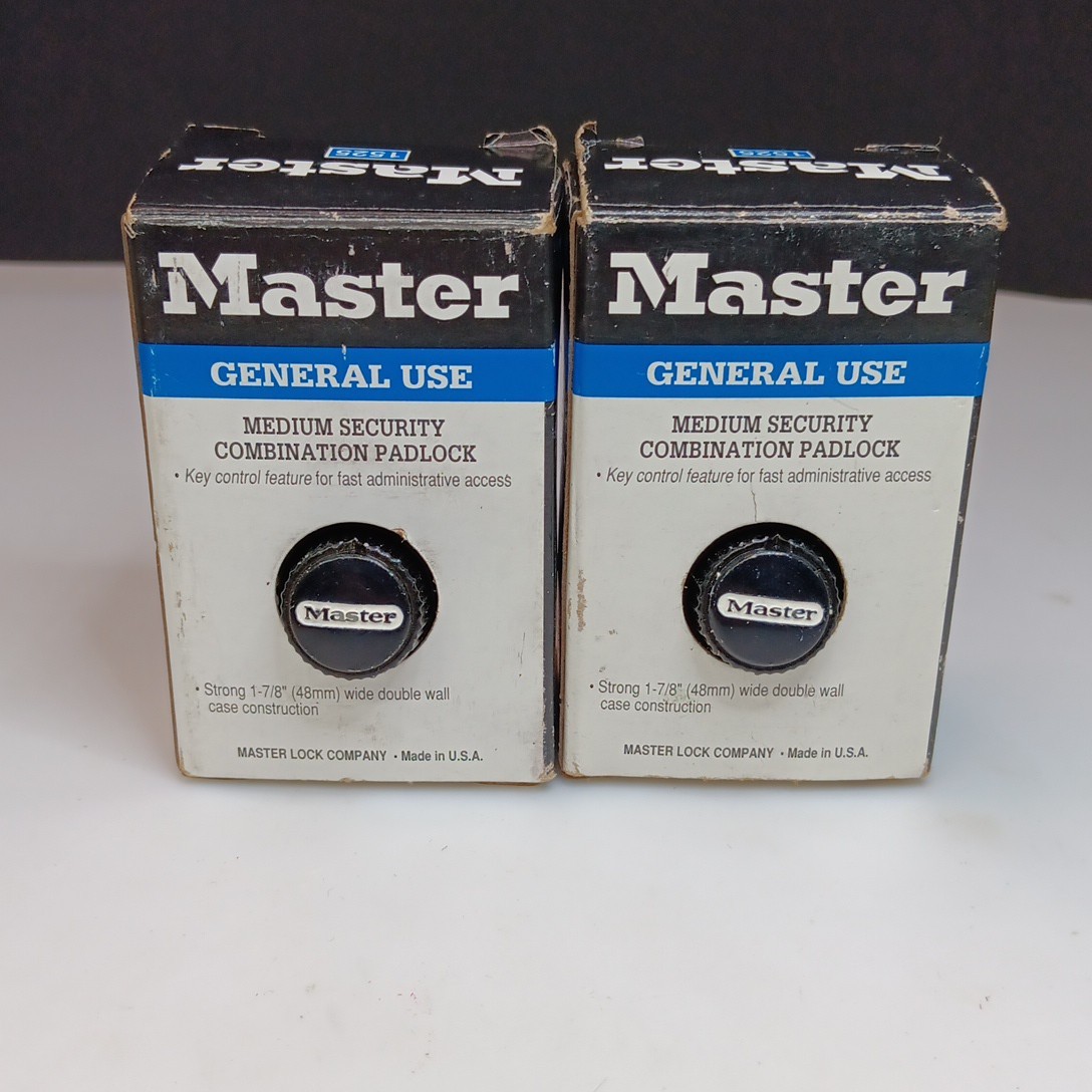 2 Master Lock Medium Security/General Use Combination Padlocks #1525 U.S.A. MADE