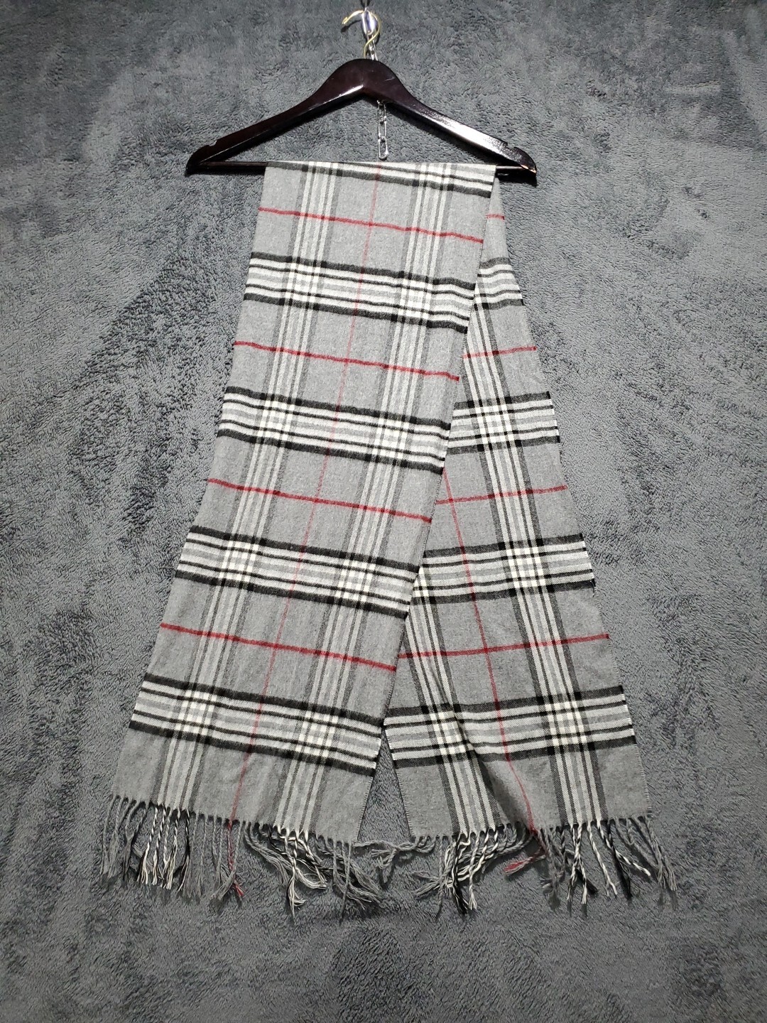 V. FRASS Plaid Scarf CASHMINK Gray Black White Wine Soft Tartan Fringed Germany
