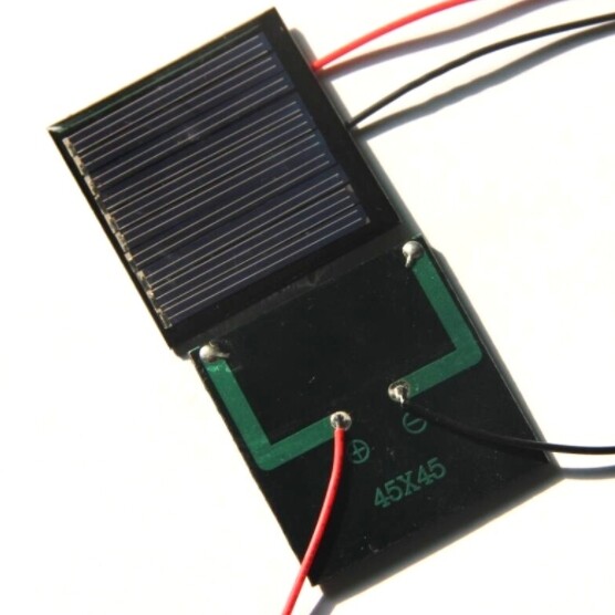 0.25W 5V DIY solar panel with electronic wires and polycrystalline silicon board