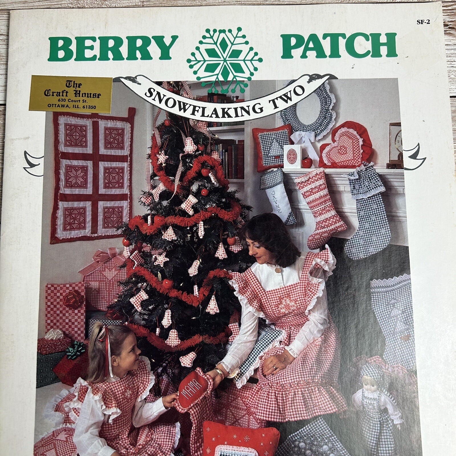 Berry Patch Snowflaking Two 10 Quilt Patterns Claire Bryant Christmas Vintage