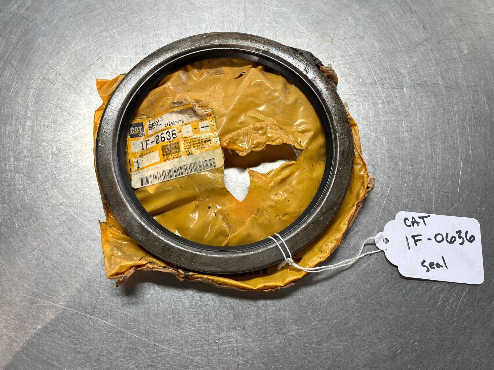 1F-0636  Genuine OEM CAT   SEAL   Caterpillar  1F0636