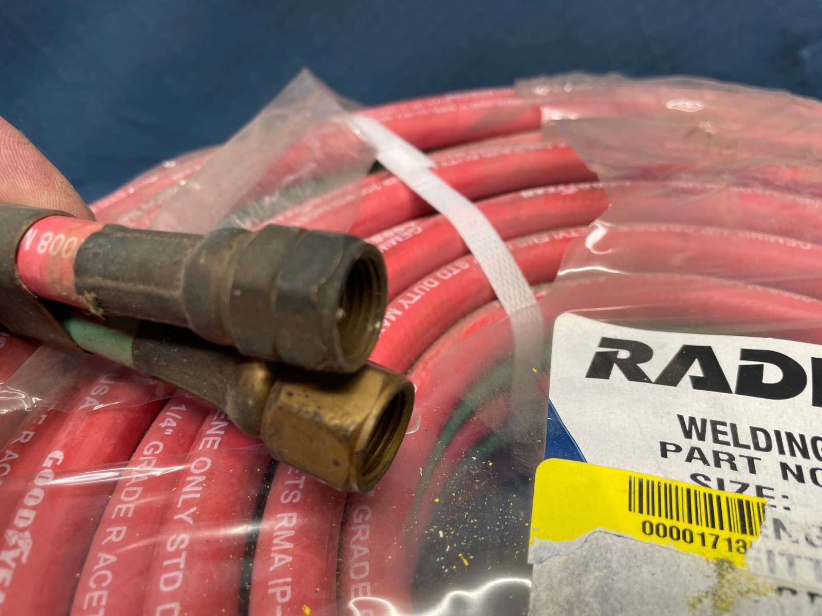 RADNOR™ 1/4" X 100' Red And Green EPDM Rubber Twin Hose With BB Hose Fittings
