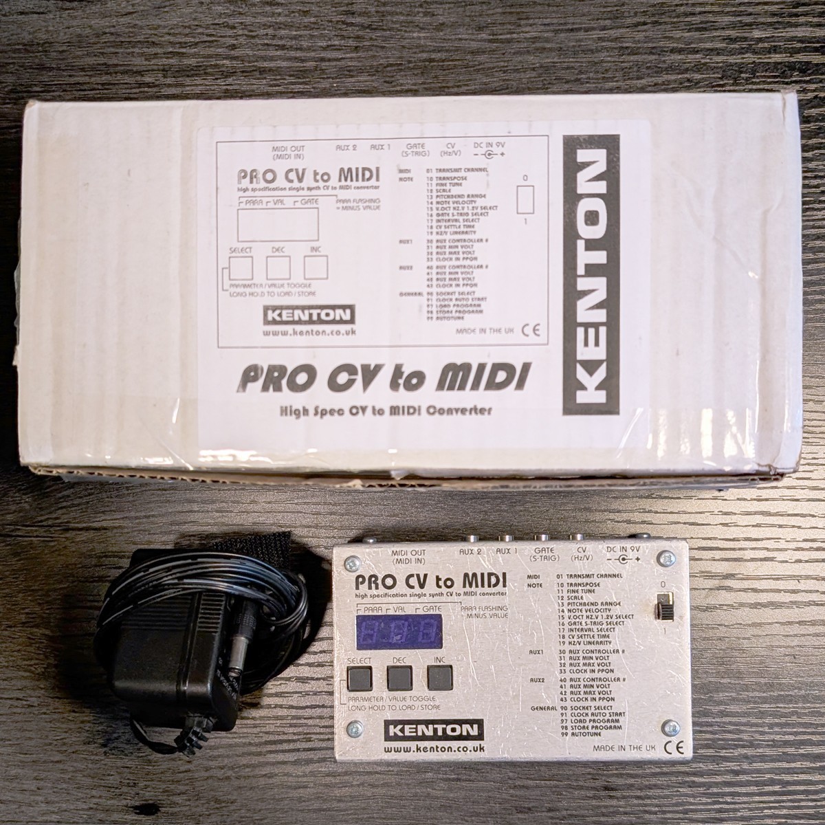 Kenton Pro CV to MIDI Converter w/ Power Cable, Manual,  & Box