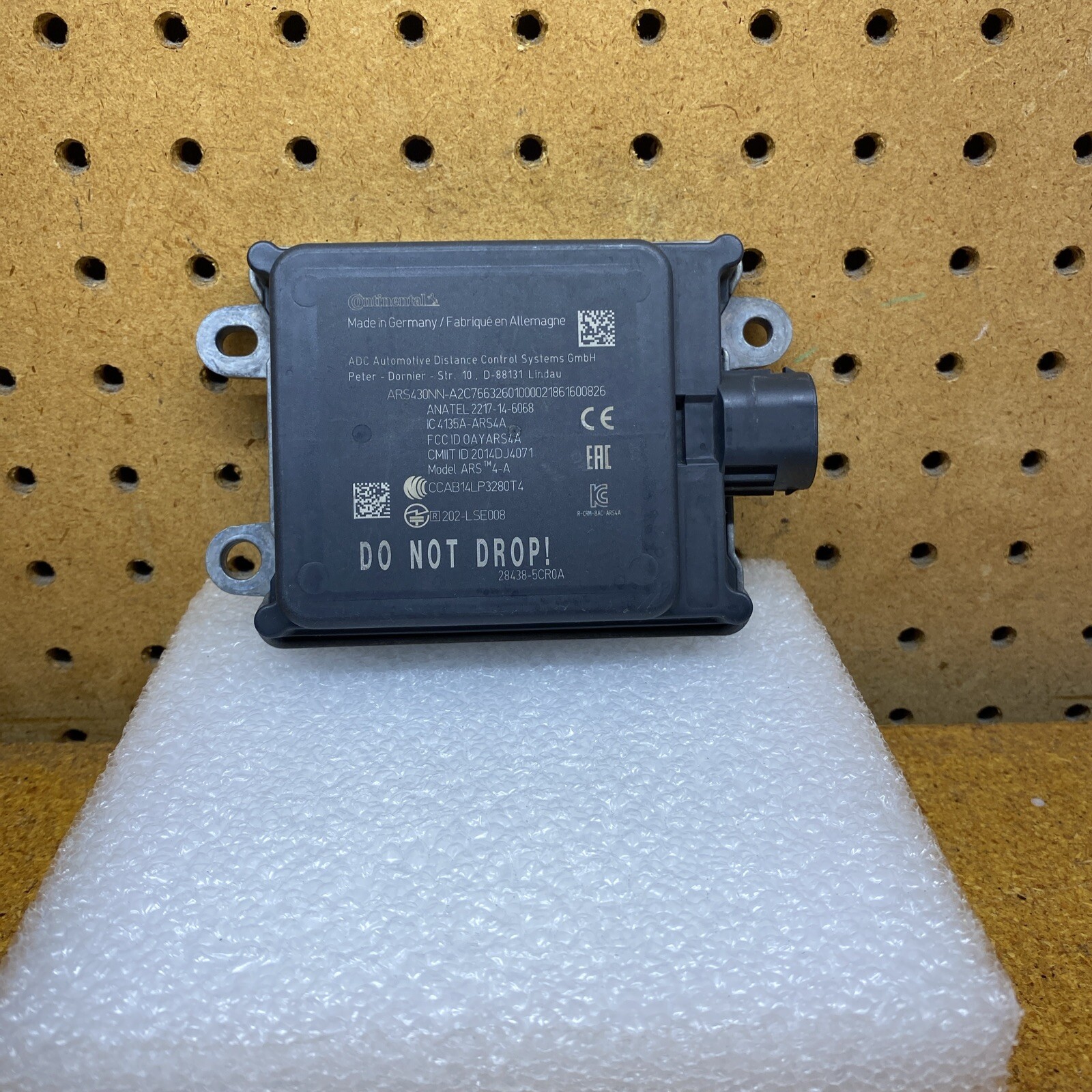 2018 - 2022 Infiniti Q60 Front Cruise Control Distance Sensor Used OEM 28438-5CR