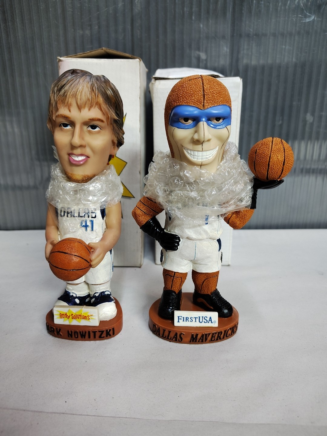 2002 Dirk Nowitzki SGA And Mavs Man Bobblehead Dallas Mavericks, new in box