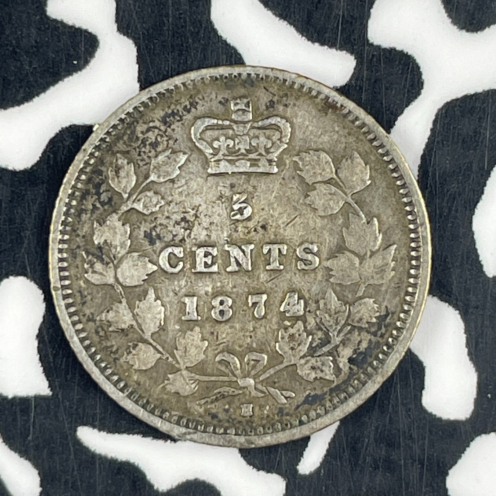 1874-H Canada 5 Cents Lot#JM1188 Silver! Better Date, Crosslet '4'