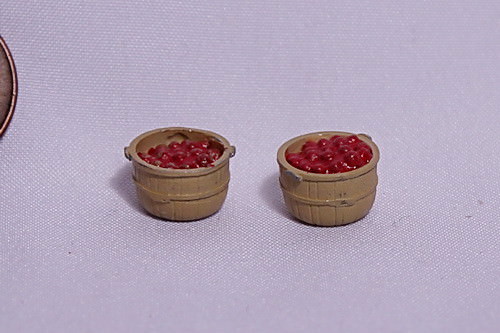 Berkshire Valley Models O/On3/On30, 1/48 Bushel Baskets w/Fruit, 4 per pk - #616