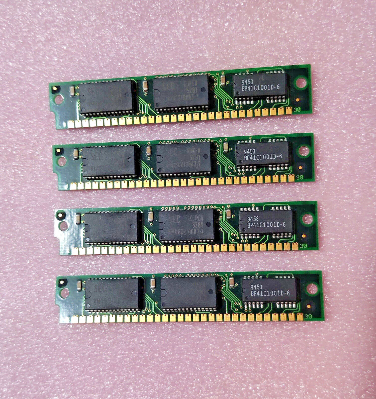 P10-04B557500 SIEMENS 30PIN SIMM 60NS BP41C1001D-6 GOLD LEAF WITH PARITY  Lot x4