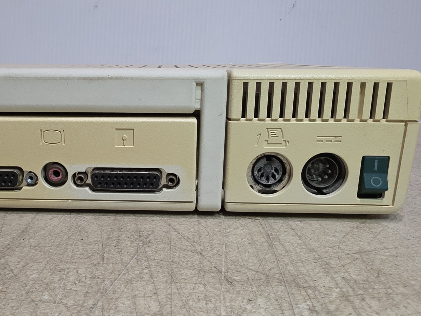 Vintage Apple IIc computer -Untested/parts/repair