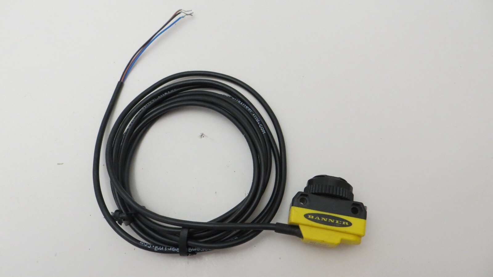 Banner QS18VN6R Photoelectric Infrared Sensor, Range: 20 M, NPN, Max: 30VDC