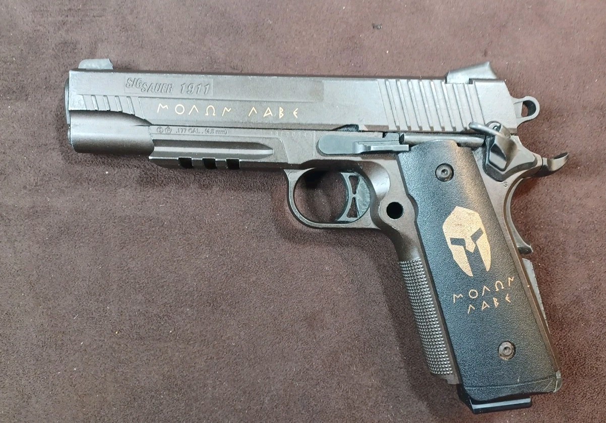 Sig Sauer 1911 Spartan .177Cal. (4.5 mm) C02 BB Air Pistol For Parts F/ Japan