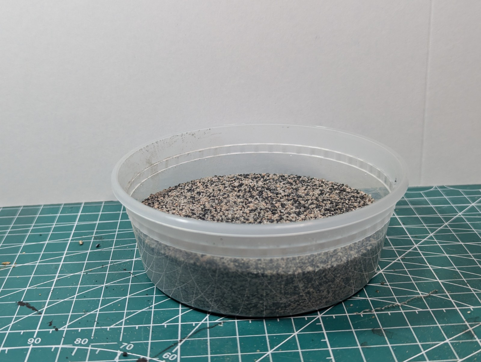 Medium Grit Miniature Basing Sand - 180ml Container - Perfect For Warhammer 40k