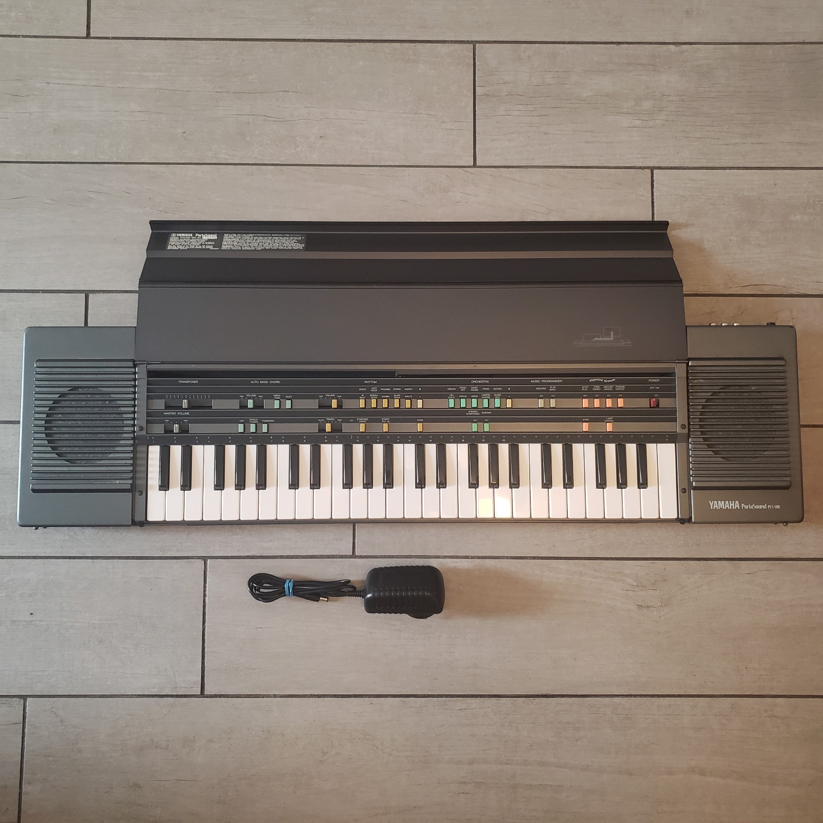 Yamaha PCS-500 PortaSound Keyboard / PlayCard Compatible - Tested & Working