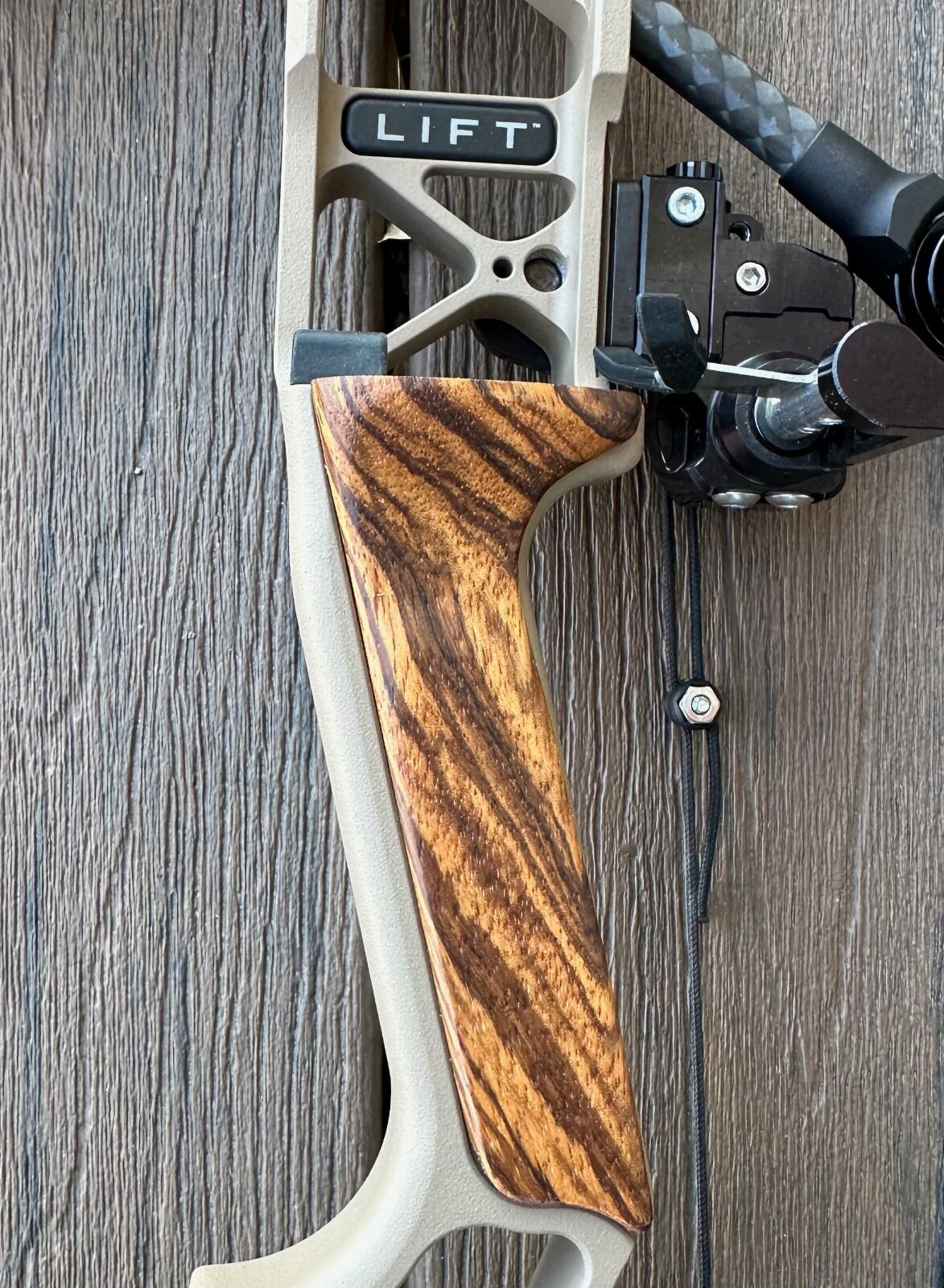 CUSTOM Side Plates for Mathews Bows 2019 - 2024 (RH; Zebrawood)