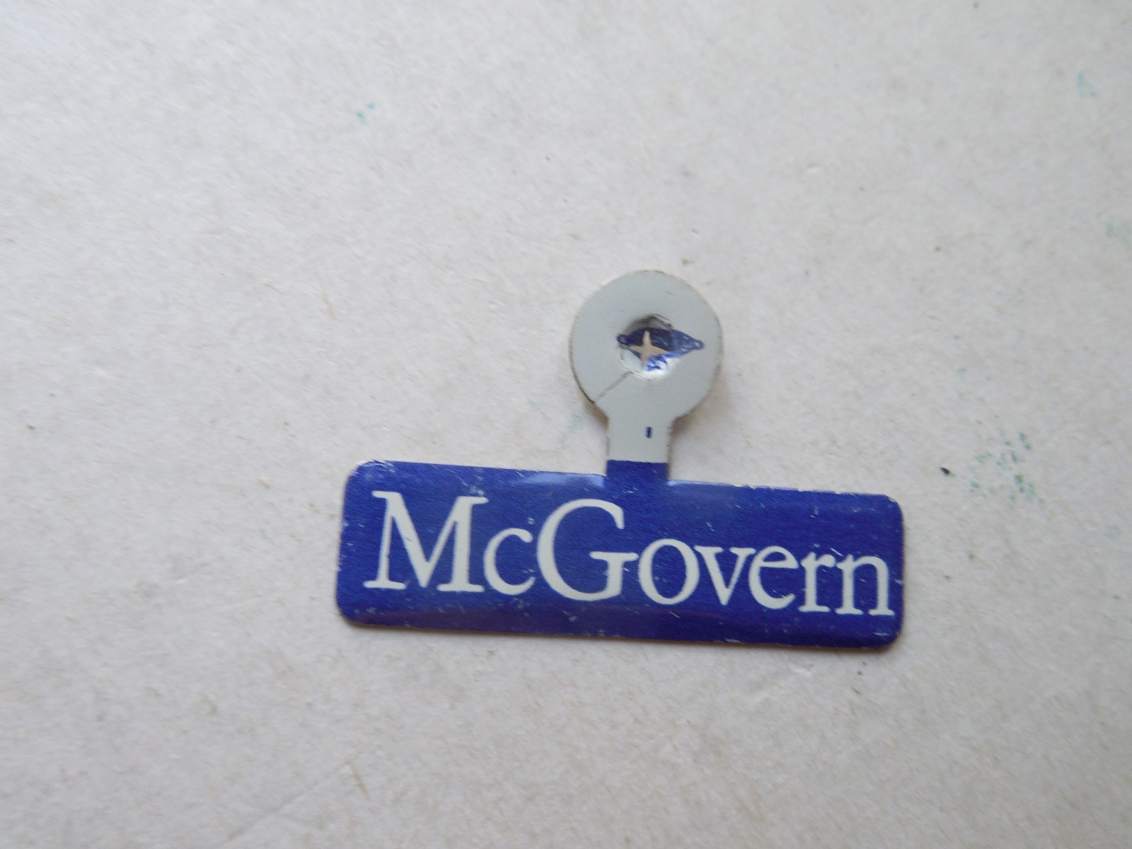 George McGovern Campaign Pin Back Button Tab Presidential 1972 1 3/8" president